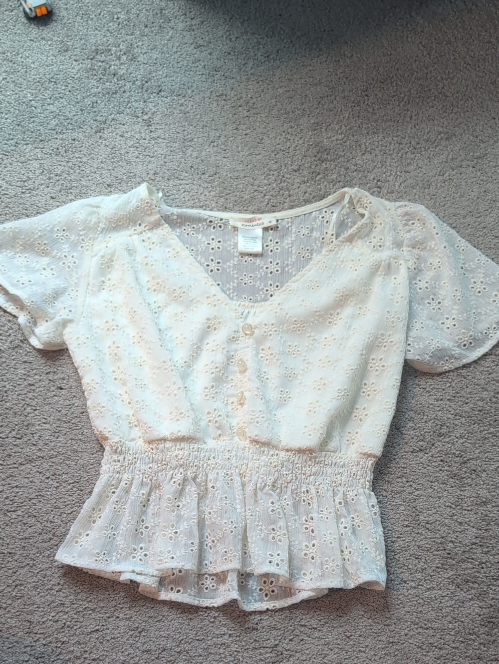 Hopeless Romantics Xs Cream Eyelet Button Front Peplum Top
